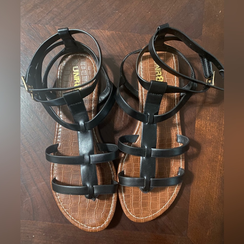 SOLD ‼️‼️Black gladiator sandal